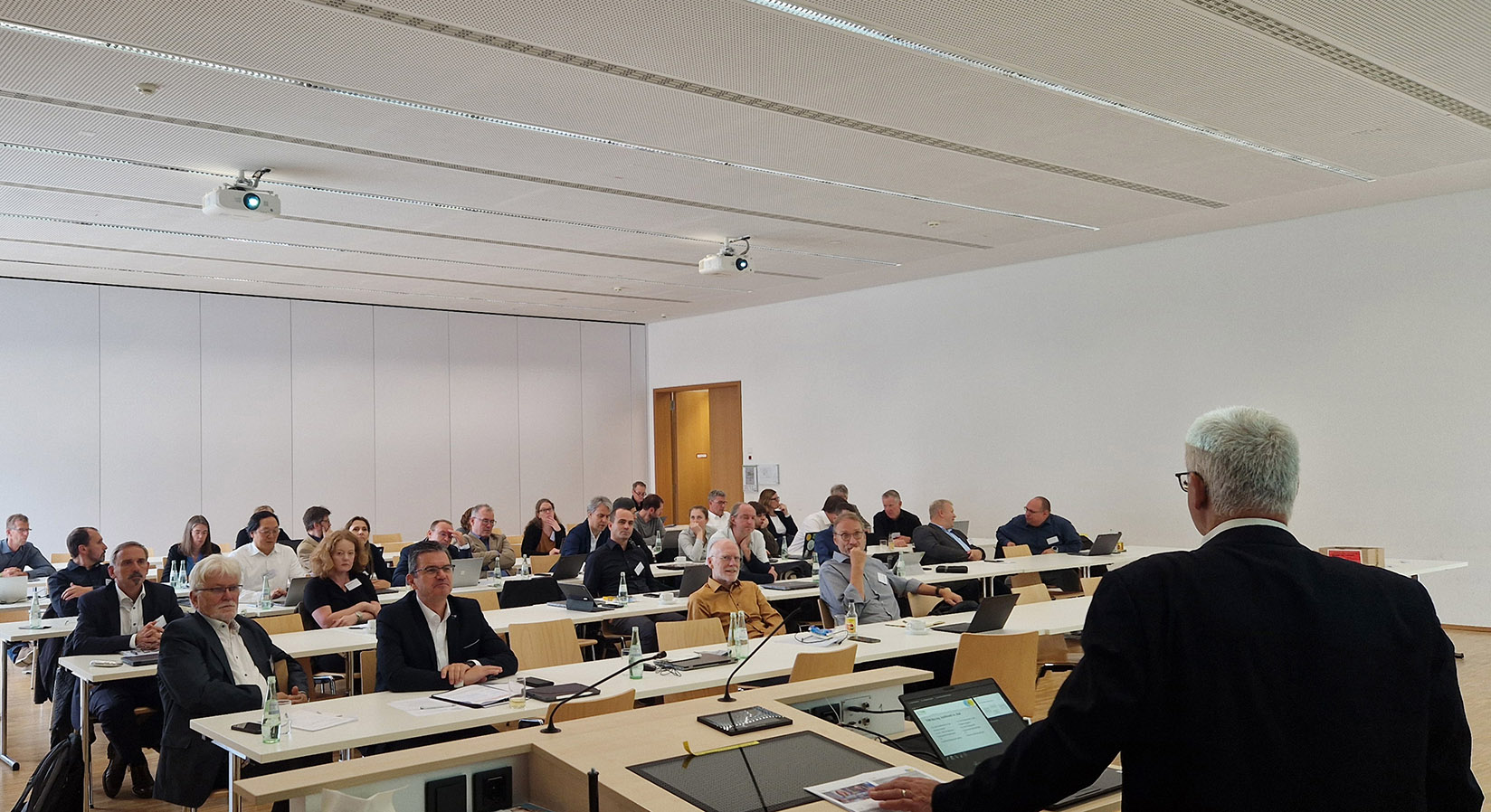 53.Vollversammlung.2024.Plenum